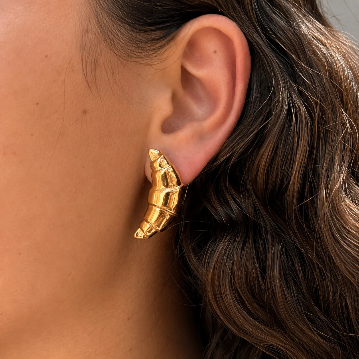 Croissantia Earrings - Image 3