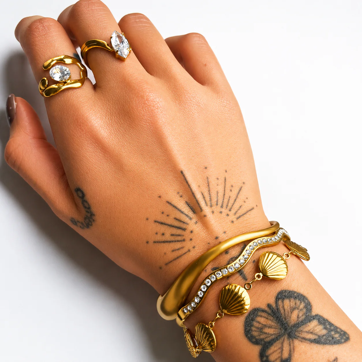 Curve Bracelet - Image 3
